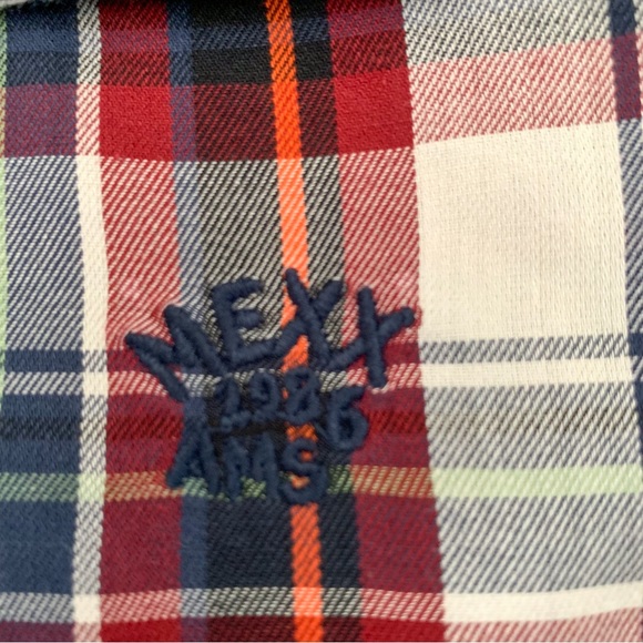 MEXX Boys Button Down in Plaid. Size XL But Looks Smaller. - Picture 5 of 5